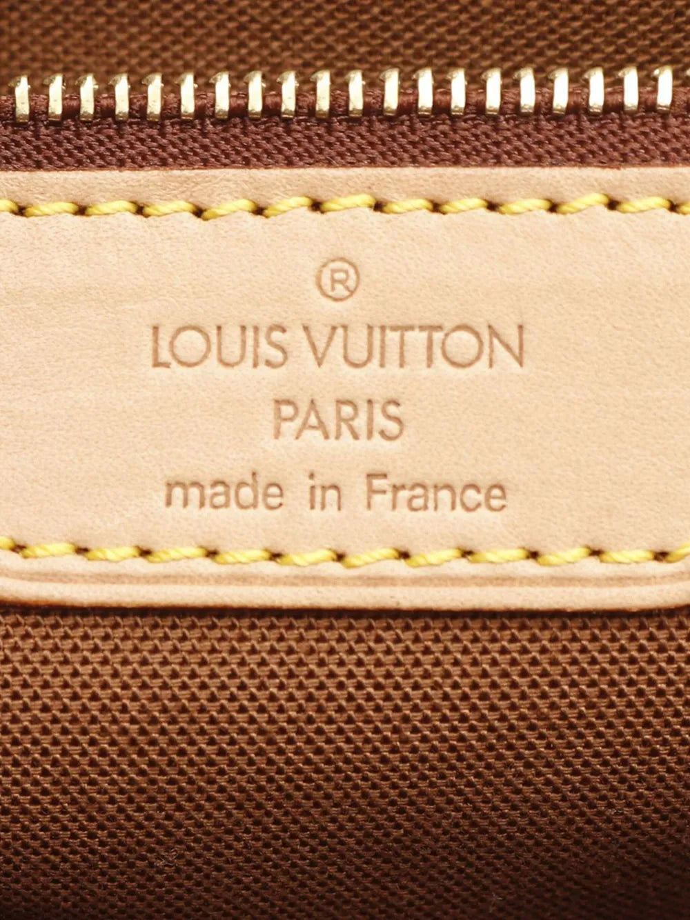 Pre-OwnedLouis Vuitton Pre-Owned2001 Monogram Abbesses crossbody bag