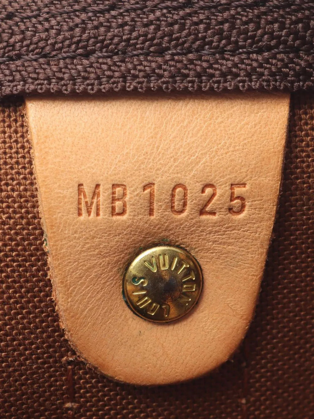 Pre-OwnedLouis Vuitton Pre-Owned2005 Monogram Keepall 50 travel bag