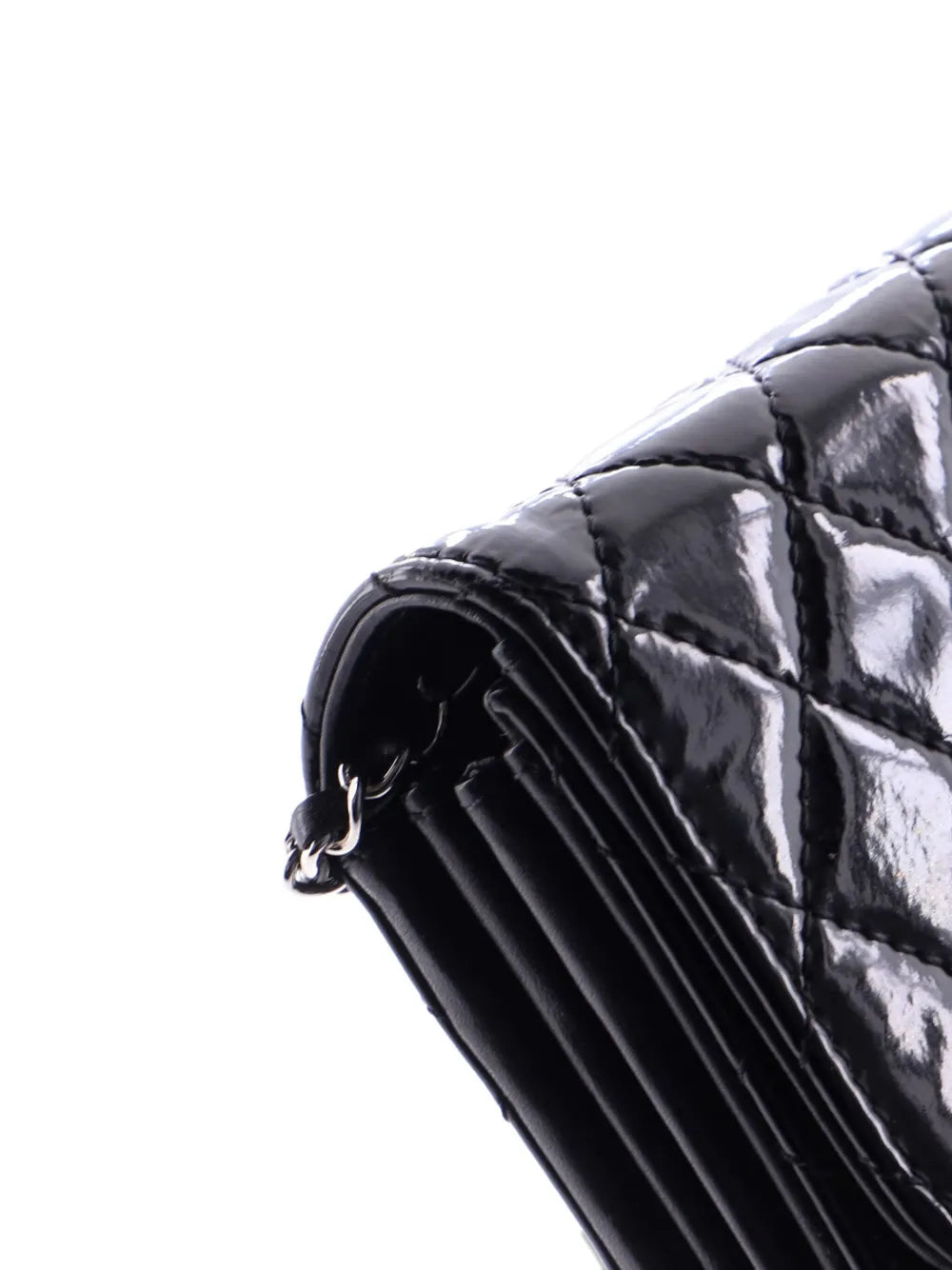 Pre-OwnedCHANEL Pre-OwnedBrilliant Wallet on Chain Quilted Patent East West clutch bag