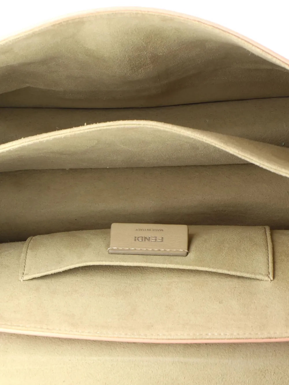Pre-OwnedFendi Pre-OwnedKan I Bag Leather Medium shoulder bag