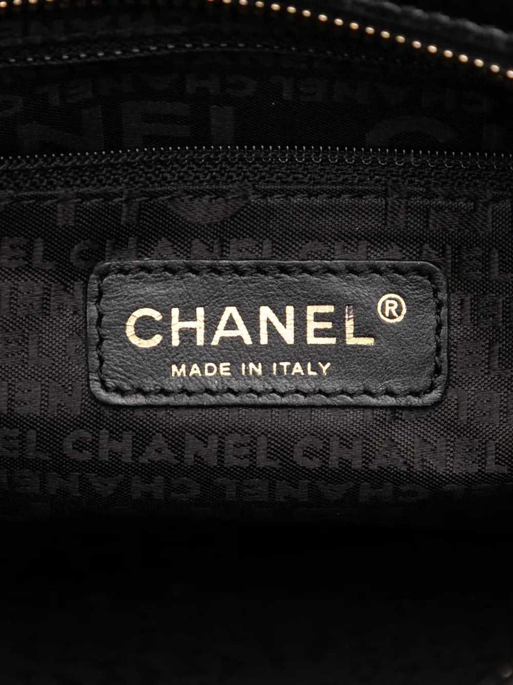 Pre-OwnedCHANEL Pre-Owned2003-2004 Chocolate Bar Lambskin shoulder bag