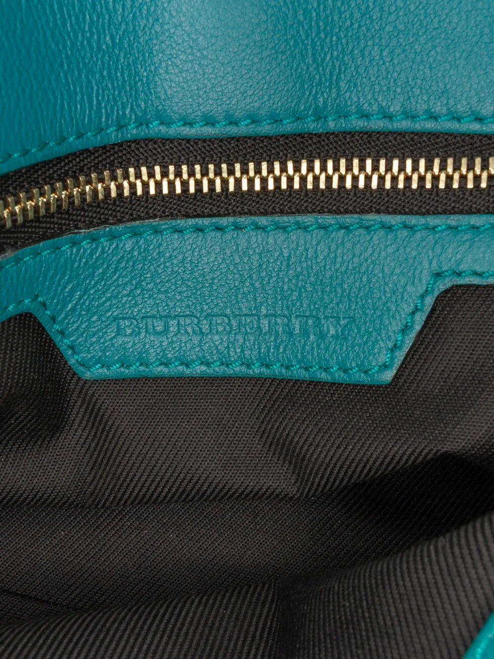 Pre-OwnedBurberry Pre-Owned2000-2017 Haymarket Check Coated Canvas Leah crossbody bag