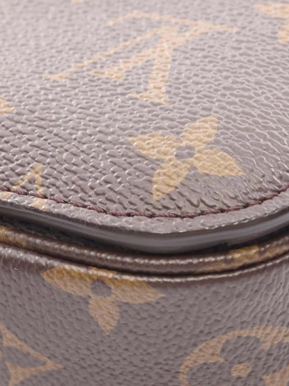 Pre-OwnedLouis Vuitton Pre-Owned2021-2025 Monogram Pochette Metis satchel
