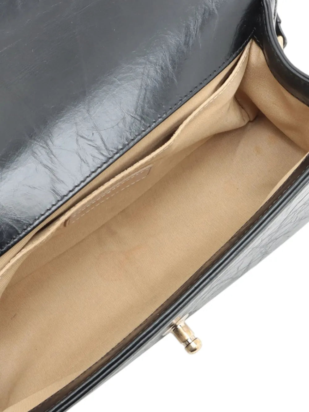 Pre-OwnedCHANEL Pre-Owned2018-2019 Old Medium Chevron Crumpled Calfskin Embellished Boy Flap crossbody bag