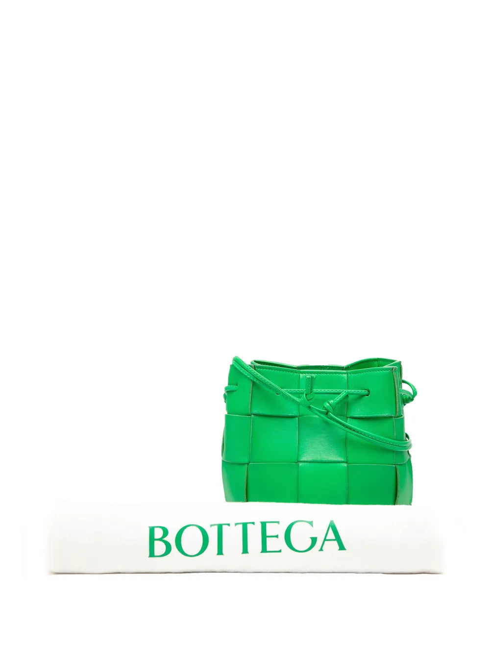 Pre-OwnedBottega Veneta Pre-Owned2012-2025 Small Nappa Maxi Intrecciato Cassette bucket bag