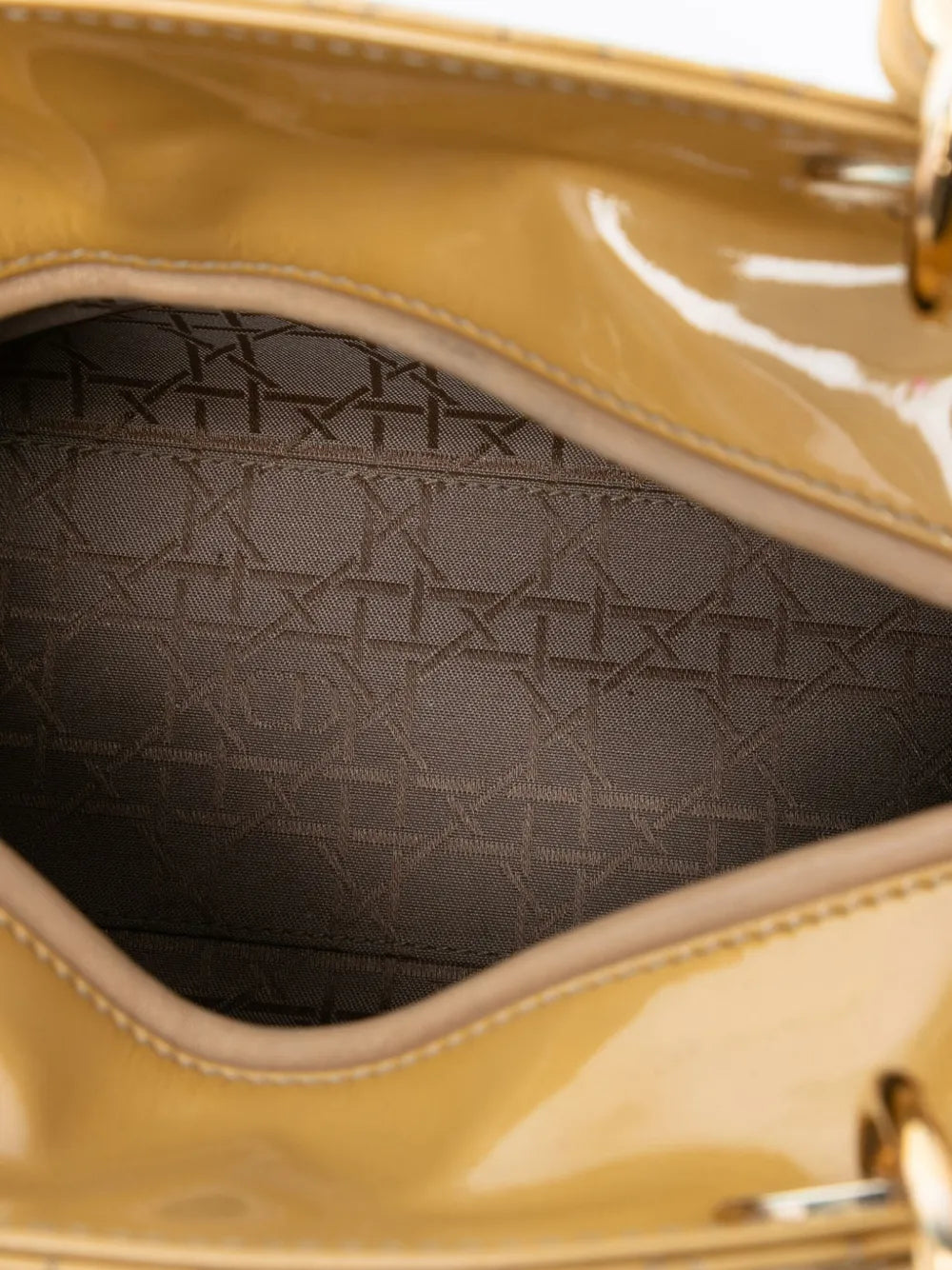 Pre-OwnedChristian Dior Pre-Owned2013 Medium Patent Cannage Lady Dior satchel