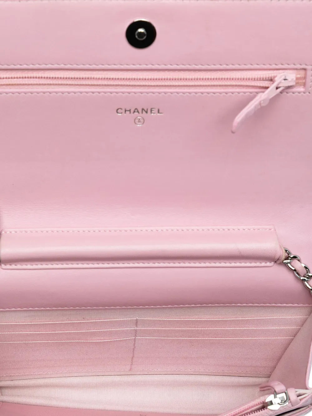 Pre-OwnedCHANEL Pre-Owned2016-2017 Calfskin Crystal Studded Boy Wallet on Chain crossbody bag