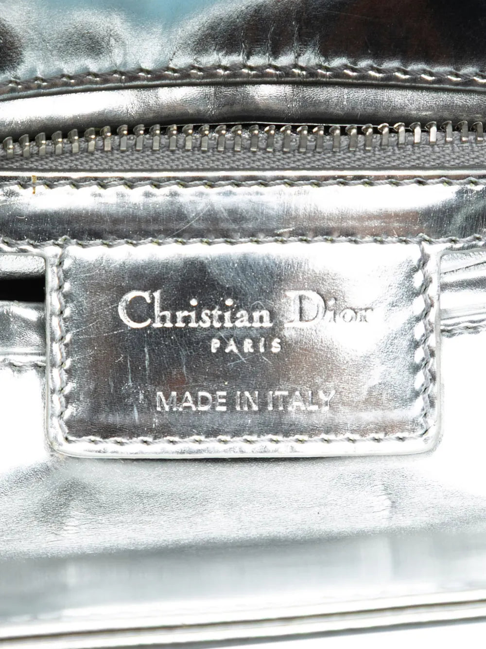 Pre-OwnedChristian Dior Pre-Owned2013 Medium Metallic Patent Lady Dior satchel