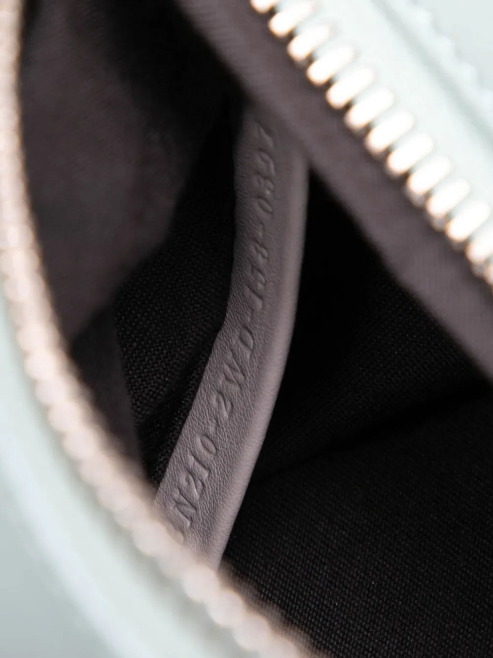 Pre-OwnedFendi Pre-Owned2000-2010 Large Leather Peekaboo satchel