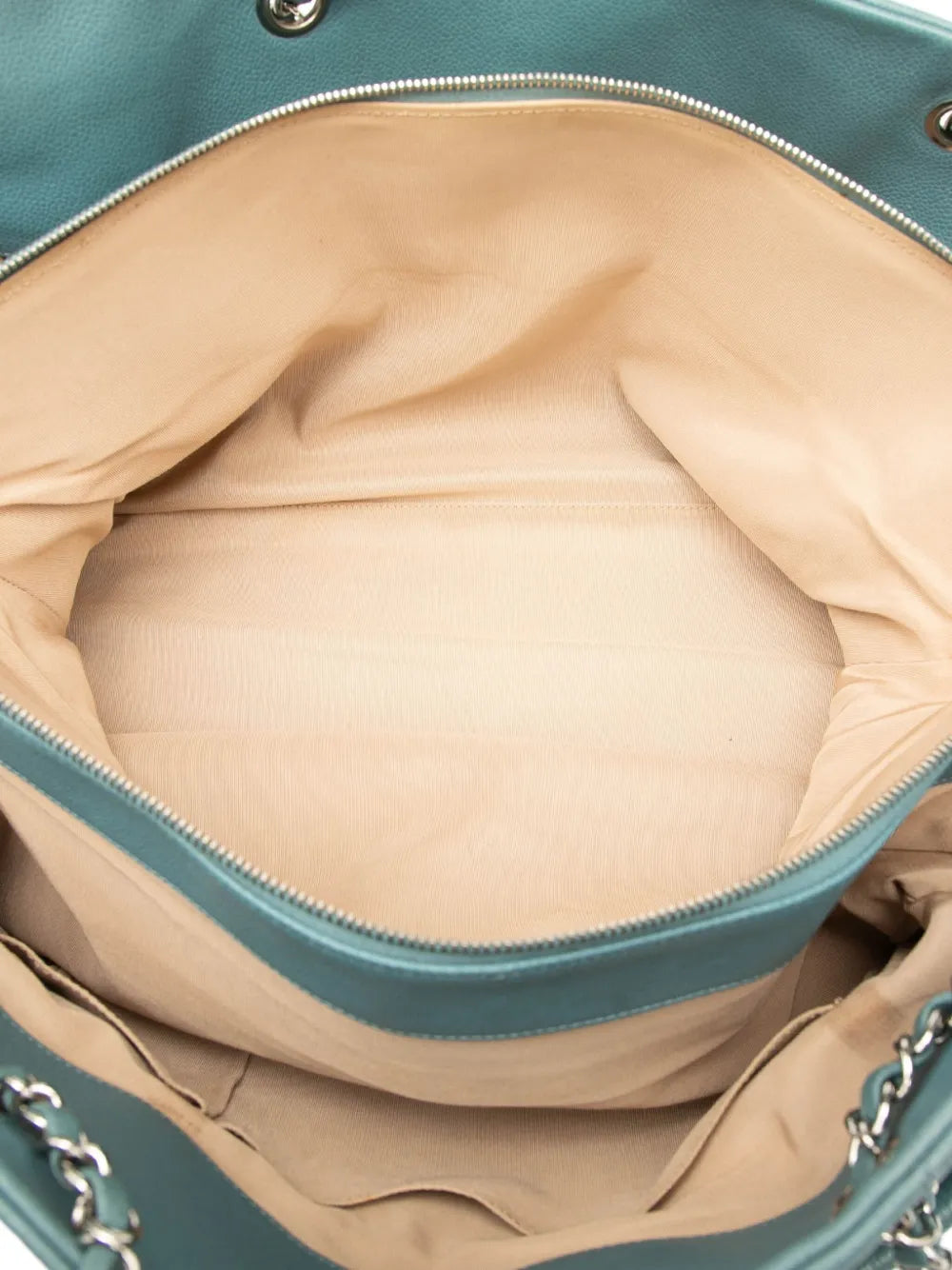 Pre-OwnedCHANEL Pre-Owned2010-2011 Quilted Caviar Timeless XL tote bag