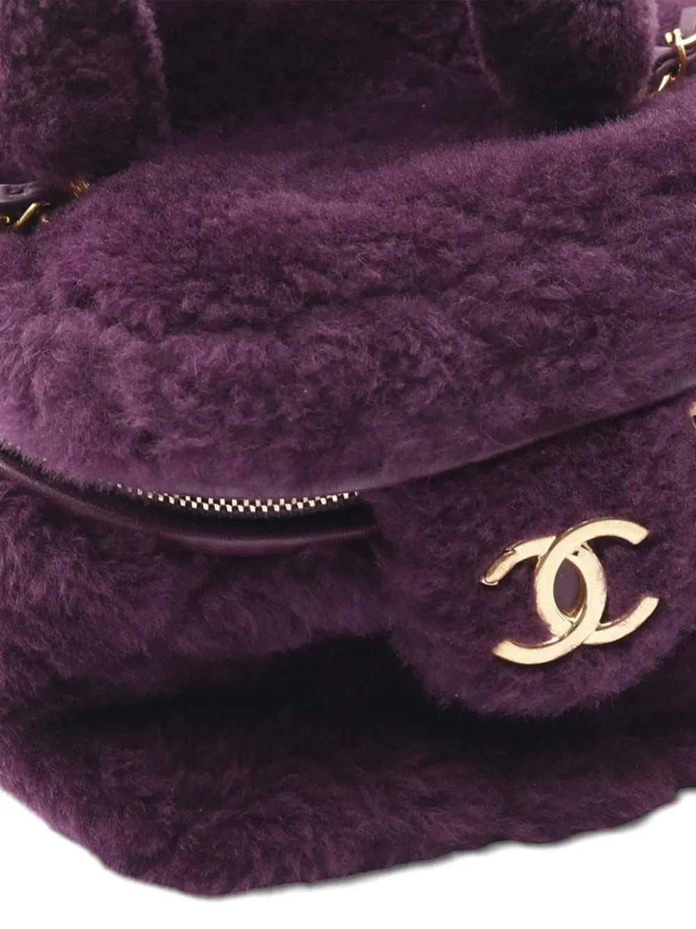 Pre-OwnedCHANEL Pre-Owned2021-2025 Small Quilted Shearling Vanity Case satchel