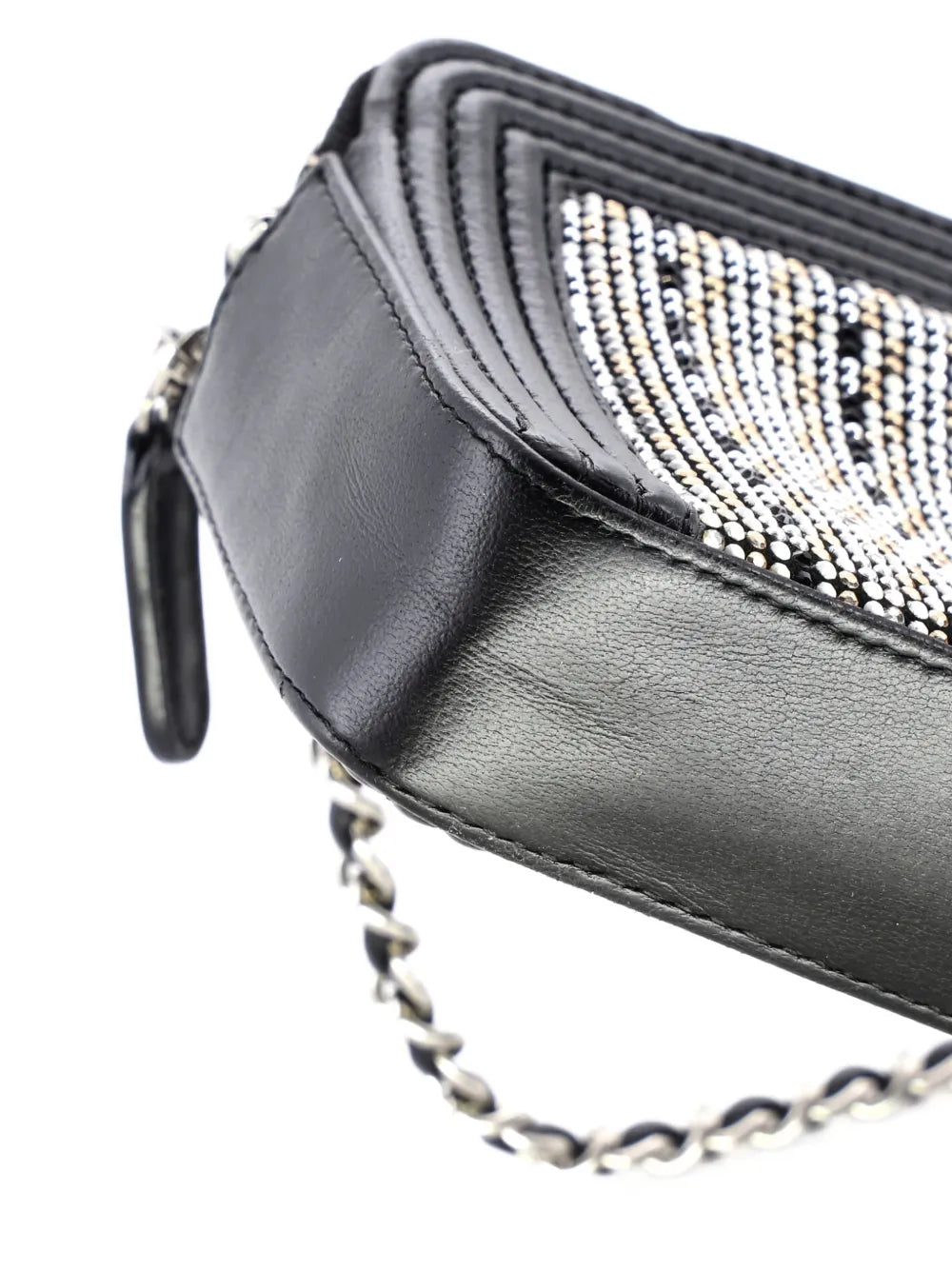 Pre-OwnedCHANEL Pre-OwnedBoy Double Zip Clutch with Chain Studded Leather crossbody bag