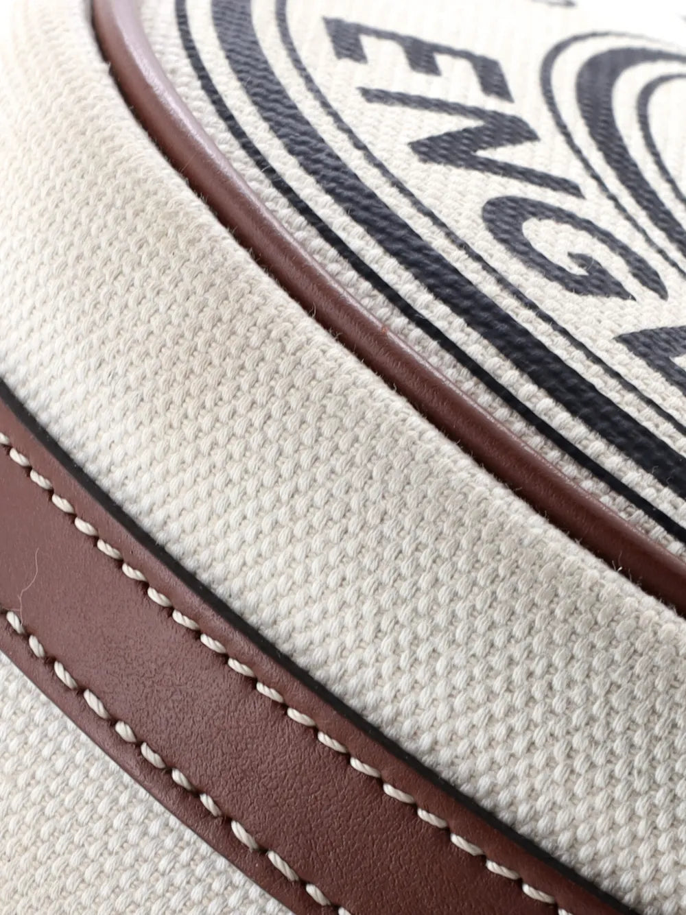 Pre-OwnedBurberry Pre-OwnedLouise Round Bag Canvas with Leather belt bag