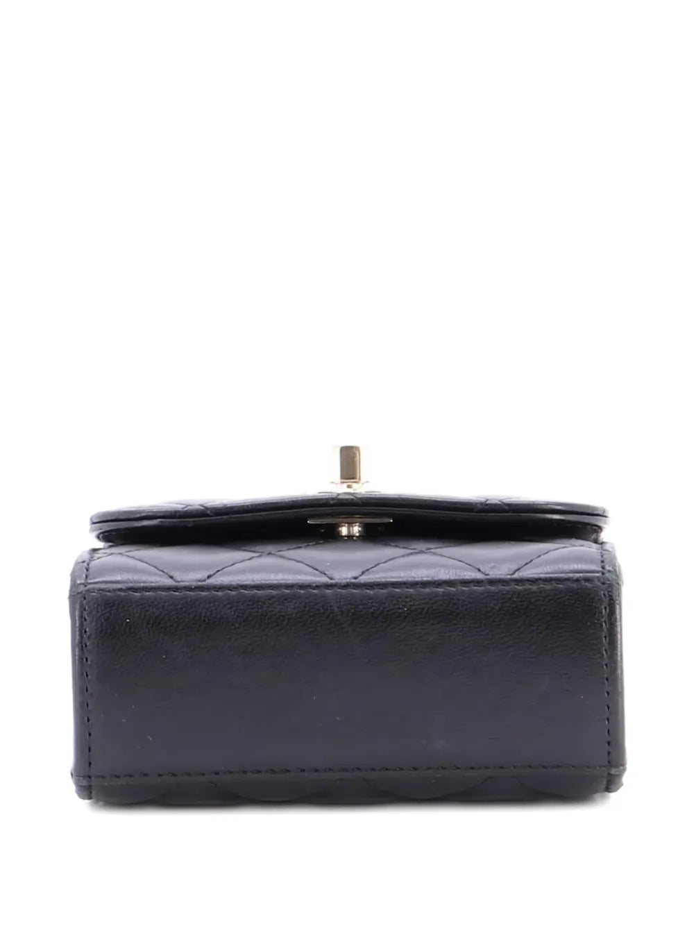 Pre-OwnedCHANEL Pre-OwnedTrendy CC Clutch with Chain Quilted Lambskin Small crossbody bag