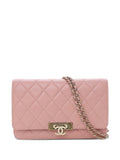 Pre-OwnedCHANEL Pre-Owned2016-2017 Quilted Caviar Golden Class Wallet On Chain crossbody bag