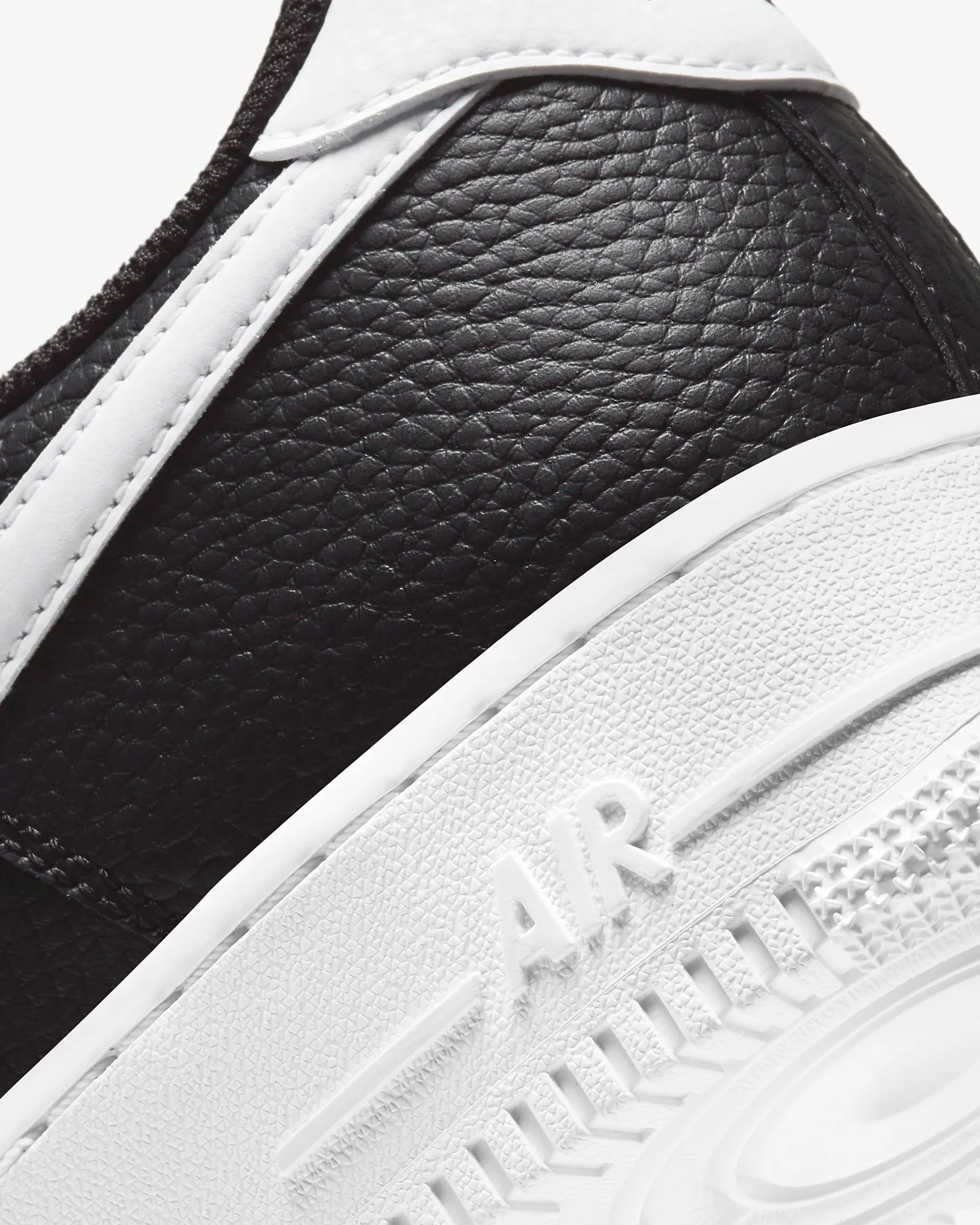 Nike Air Force 1 '07