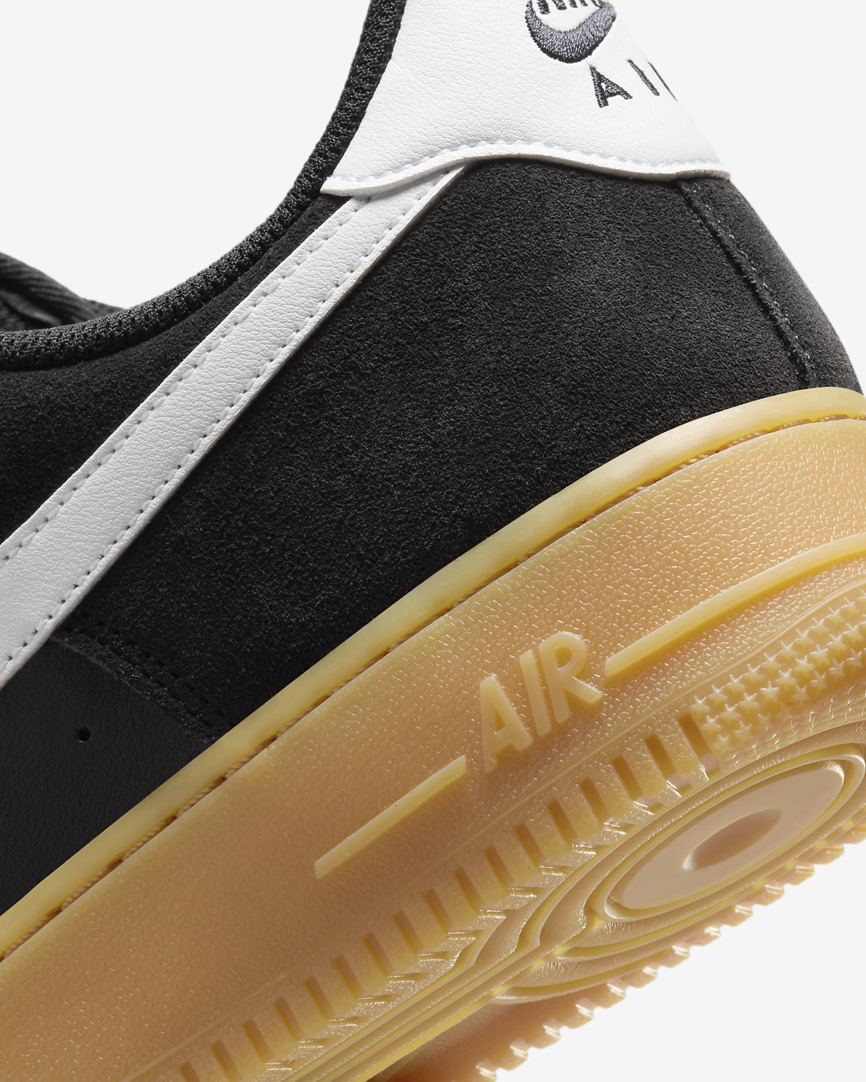 Nike Air Force 1 '07 LV8