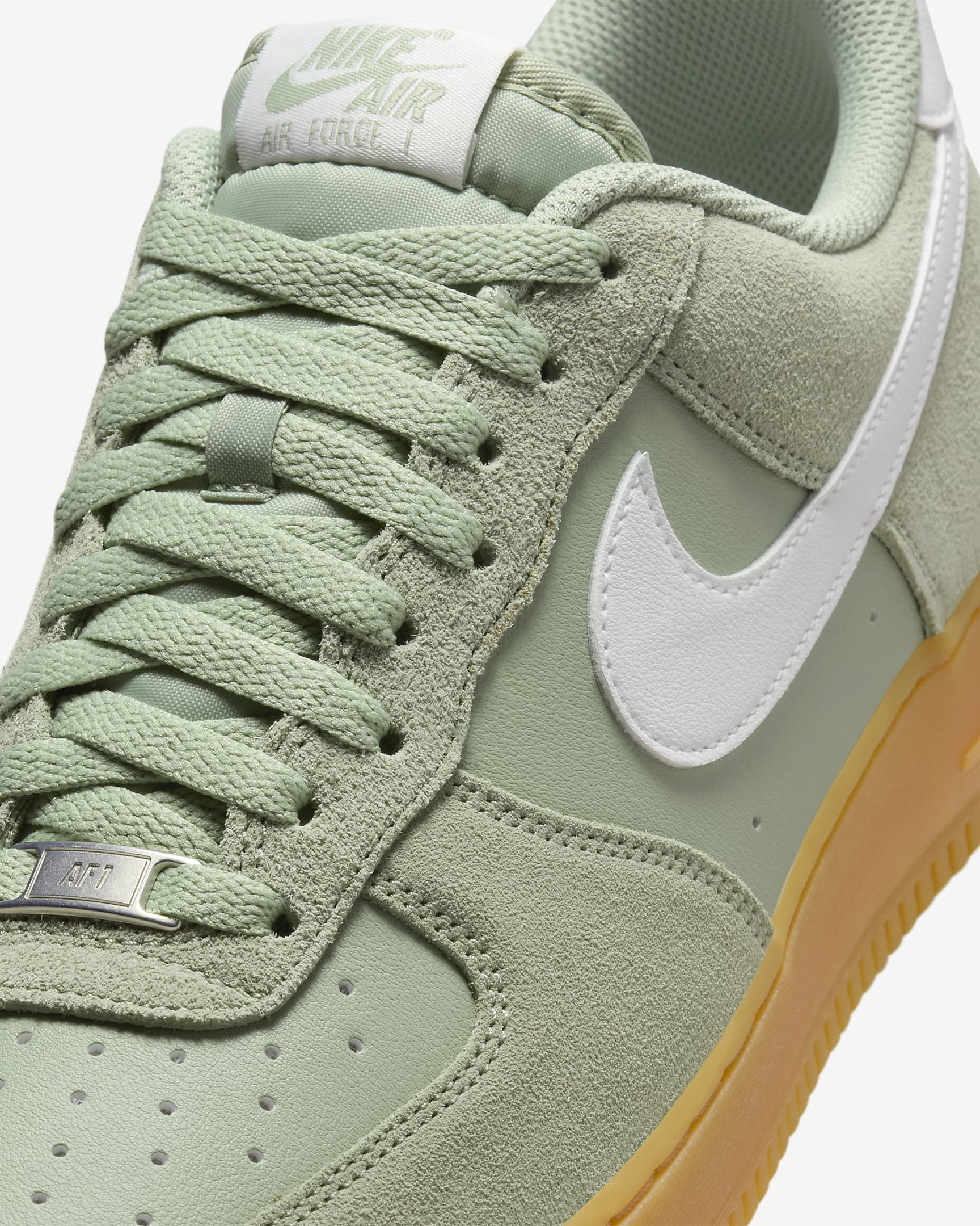 Nike Air Force 1 '07 LV8