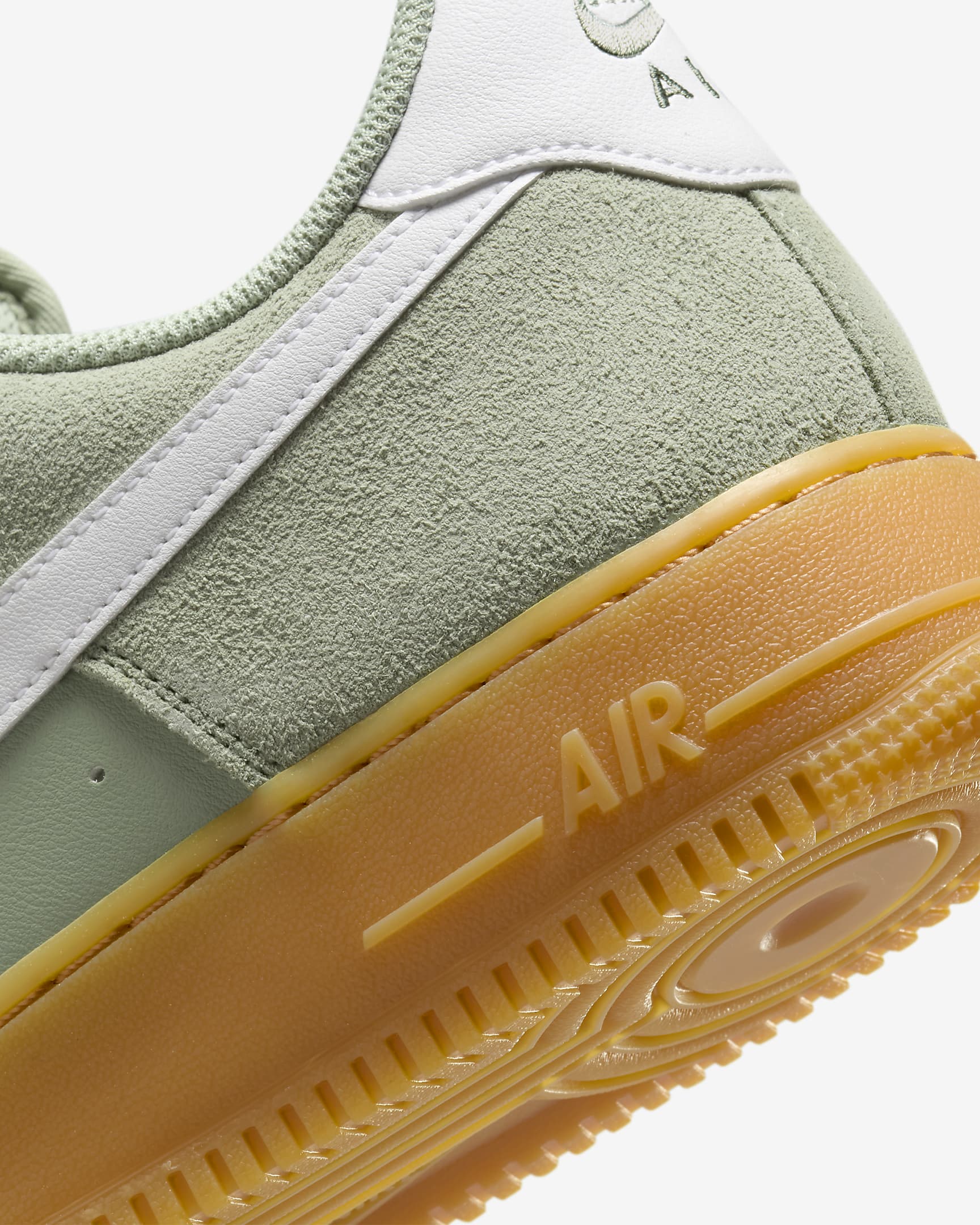 Nike Air Force 1 '07 LV8