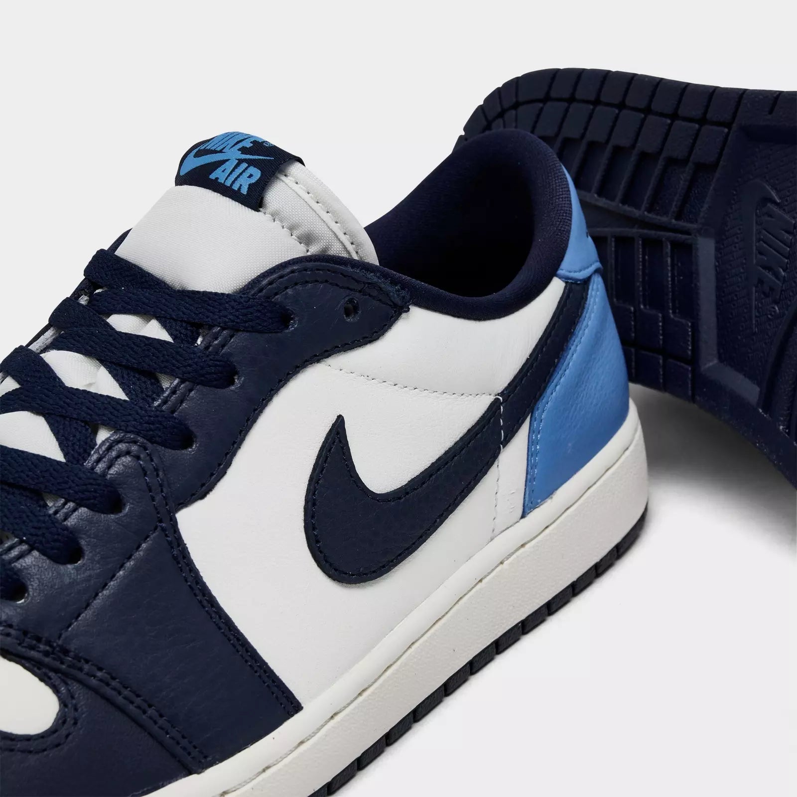 Men's Air Jordan Retro 1 Low OG Casual Shoes