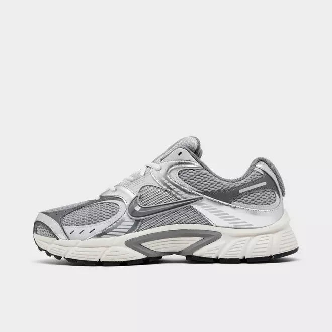 Men's Nike V5 RNR Casual Shoes