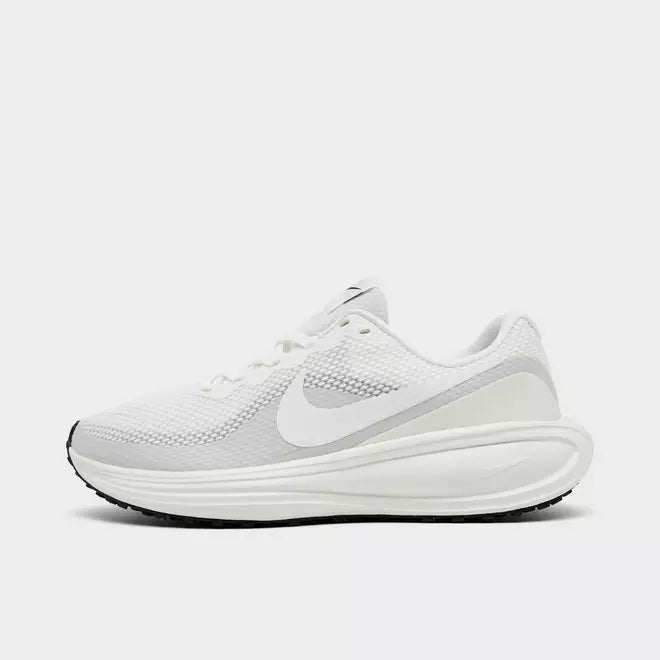 Women's Nike Revolution 8 Running Shoes