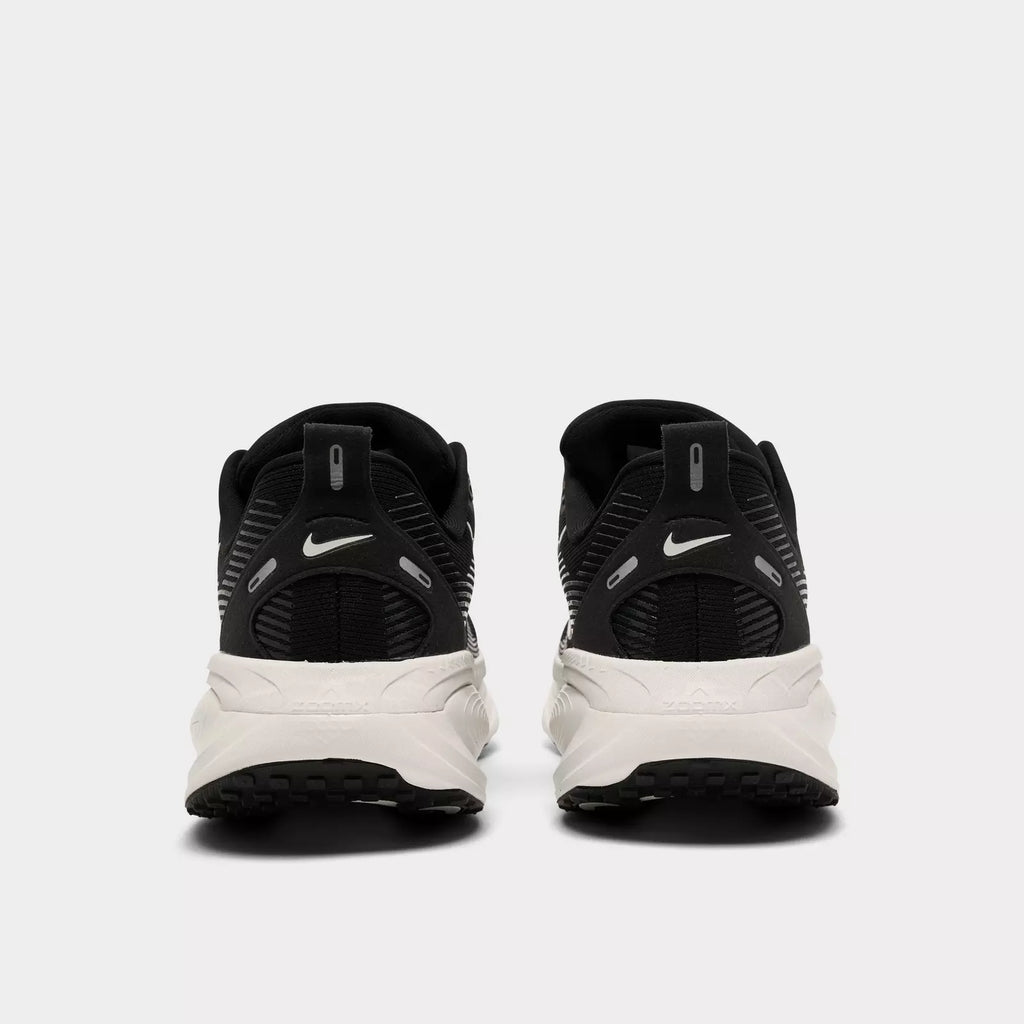 Men's Nike Vomero 18 Running Shoes