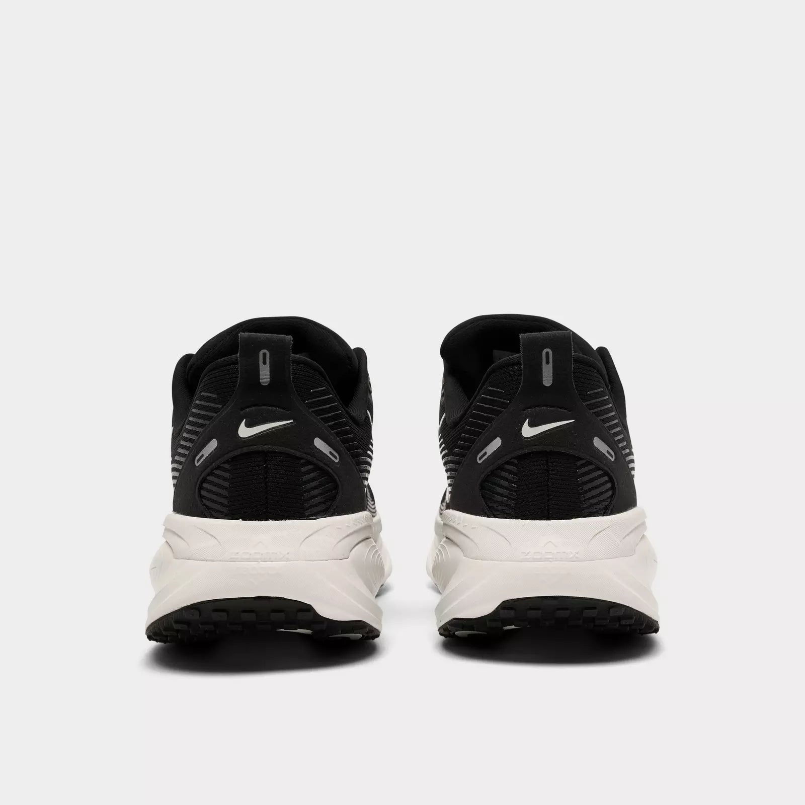 Men's Nike Vomero 18 Running Shoes