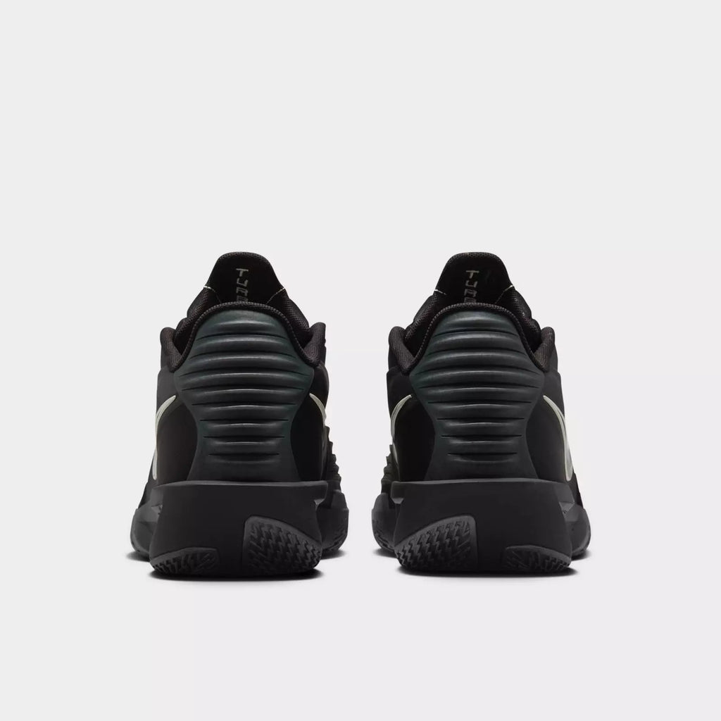 Men's Nike G.T. Cut 3 Turbo Basketball Shoes