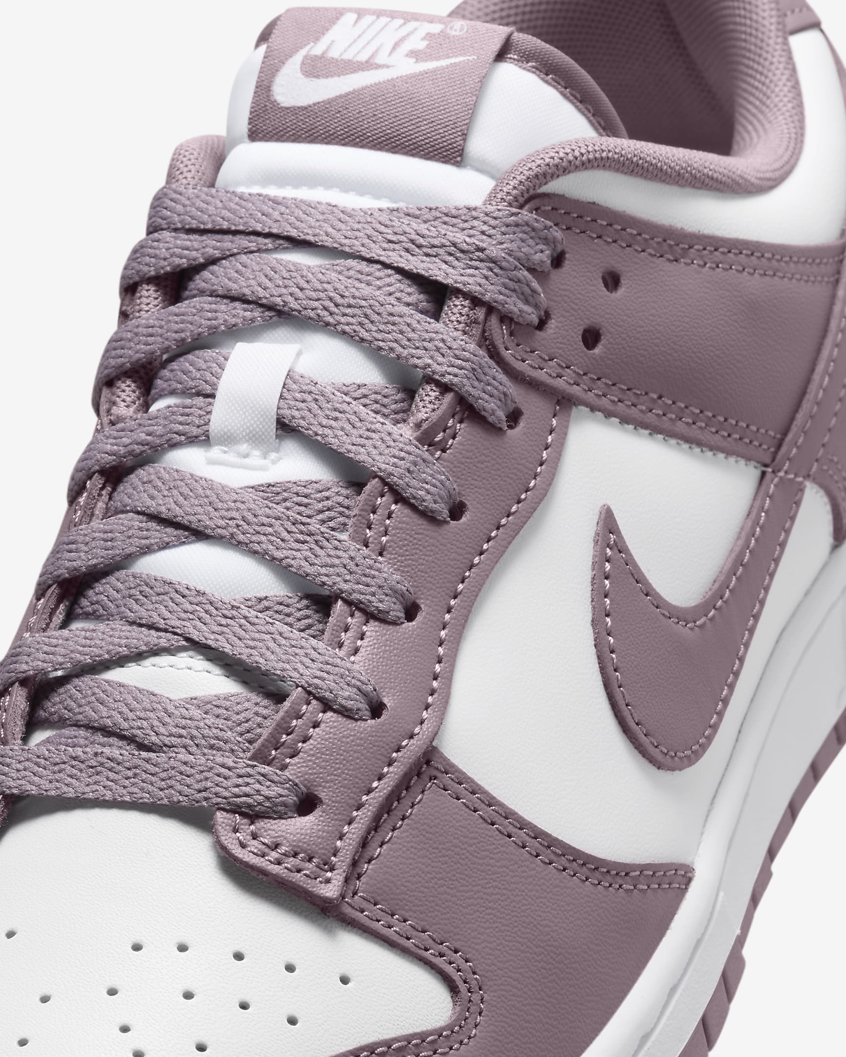 Nike Dunk Low Retro