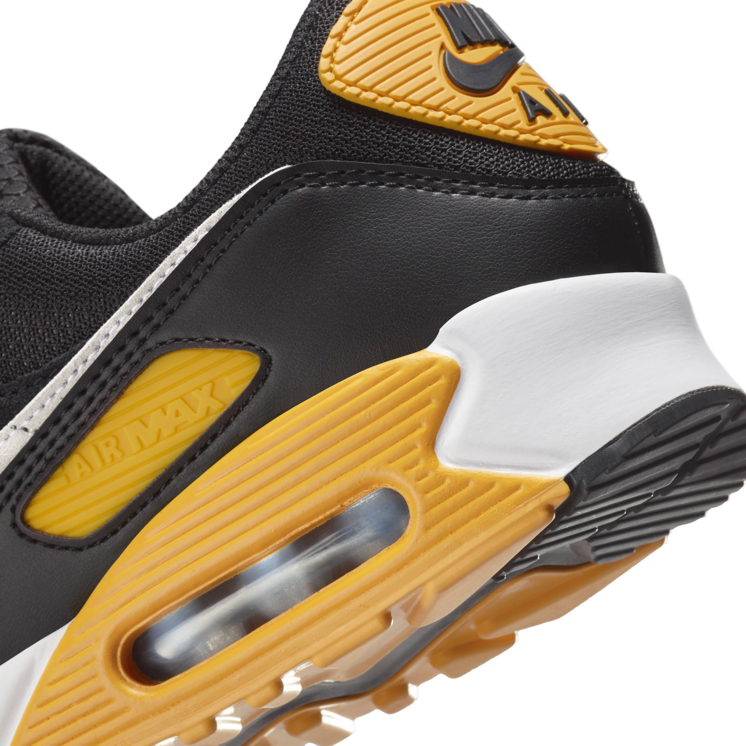 Nike Air Max 90 Shoes