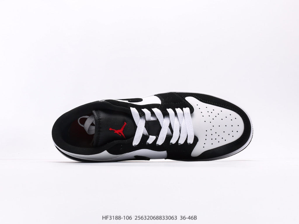 Air Jordan 1 Low Panda Toe